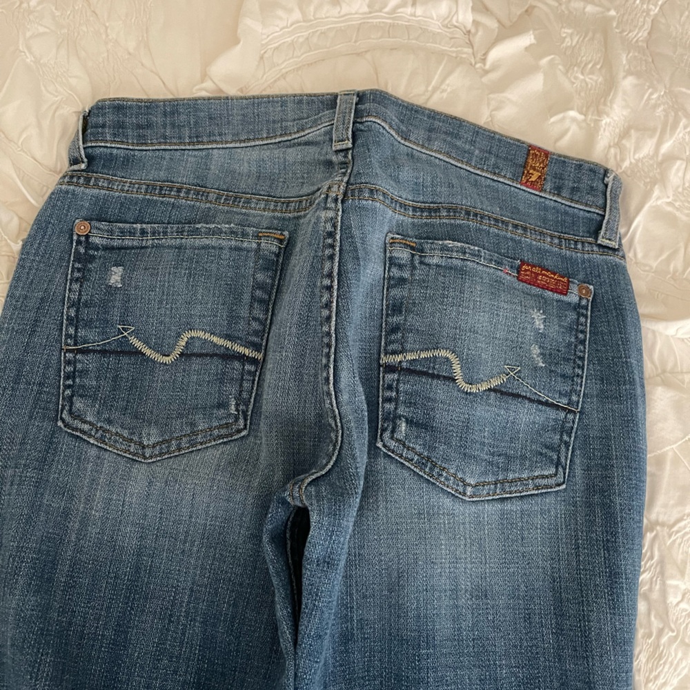 Seven jeans. Straight leg